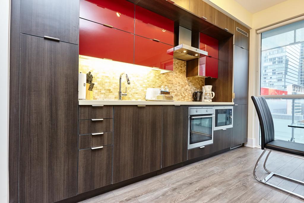 Atlas Suites - Cn Tower & Convention Centre Toronto Room photo